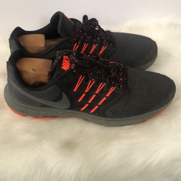 Nike Run Swift Shoes SZ 11 main image 5